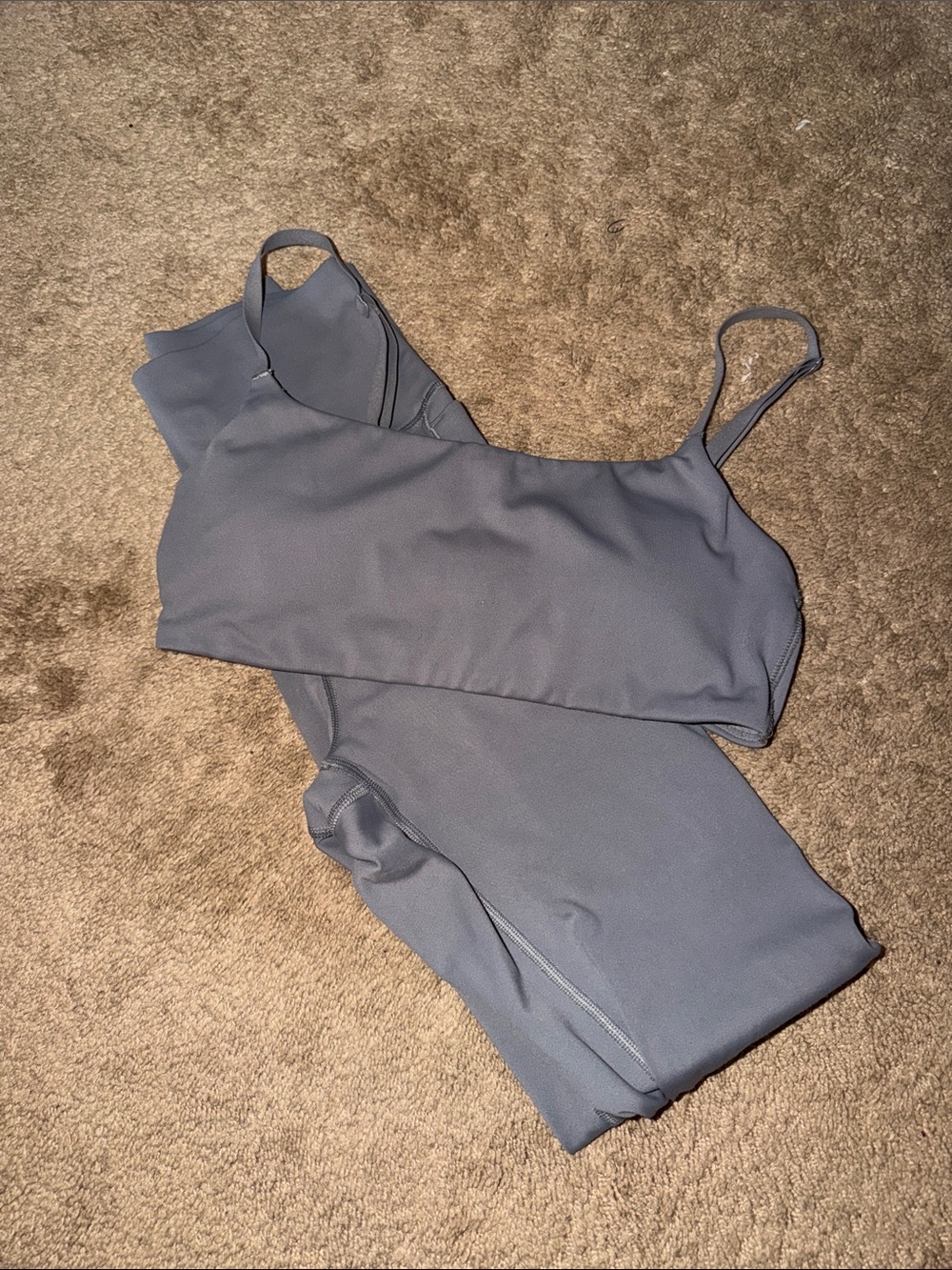 GRAY WORKOUT SET FROM PINK